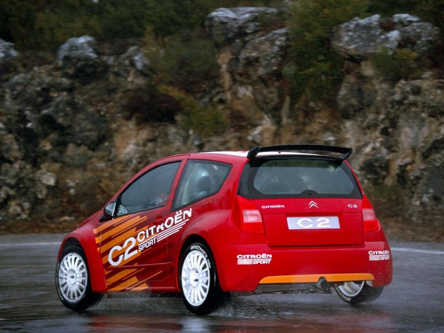  Citroen C2 Sport Concept 2003 года  (фото 5 из 45)